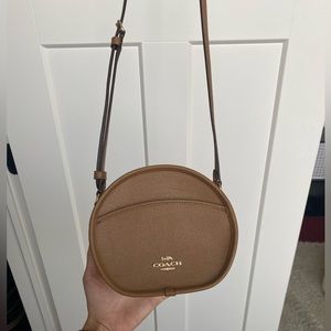 Coach round shoulder bag